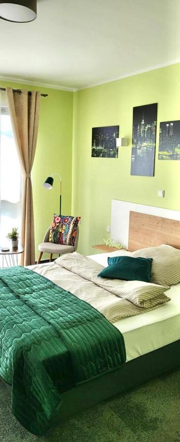 Likedaheim Apartments Rosbach vor der Hohe Luaran gambar